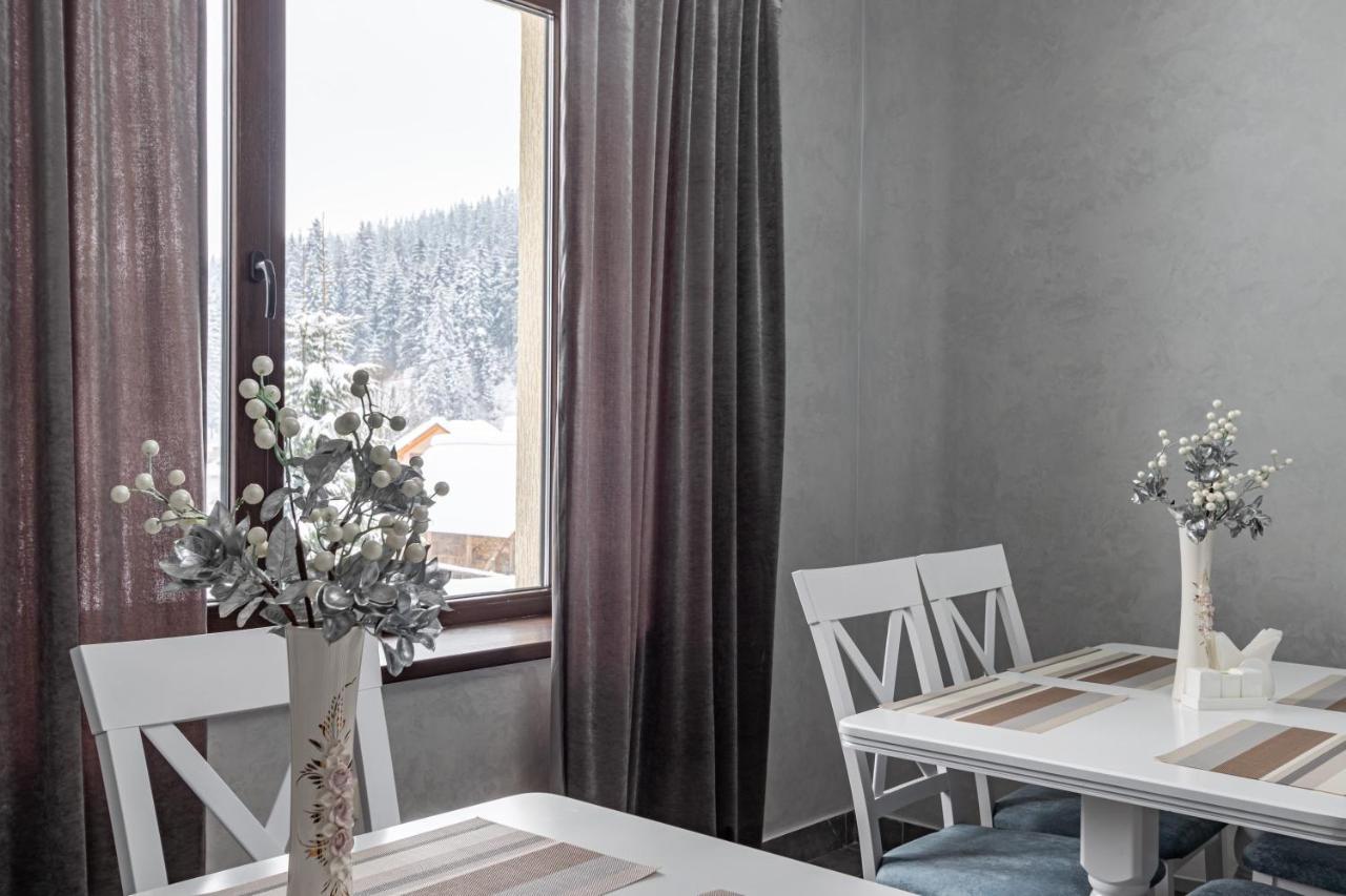 Madison Hotel Bukovel Bagian luar foto