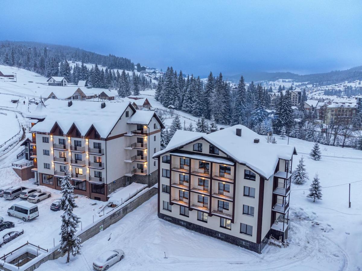 Madison Hotel Bukovel Bagian luar foto