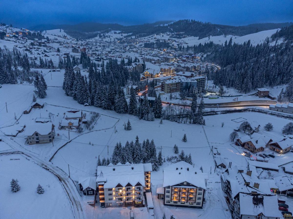 Madison Hotel Bukovel Bagian luar foto
