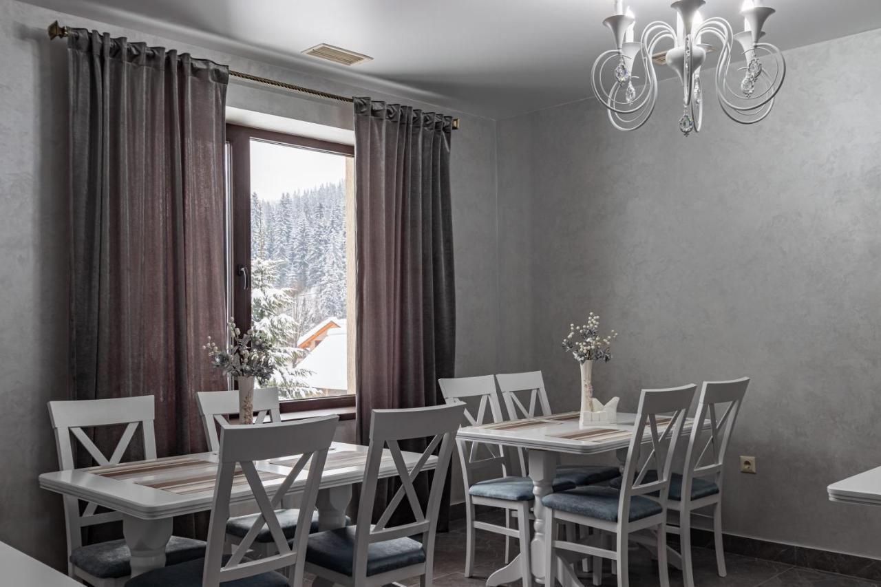 Madison Hotel Bukovel Bagian luar foto
