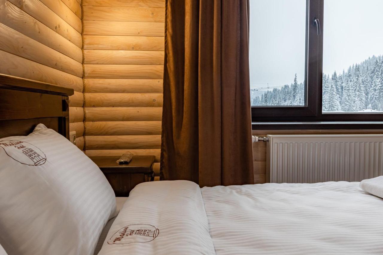 Madison Hotel Bukovel Bagian luar foto