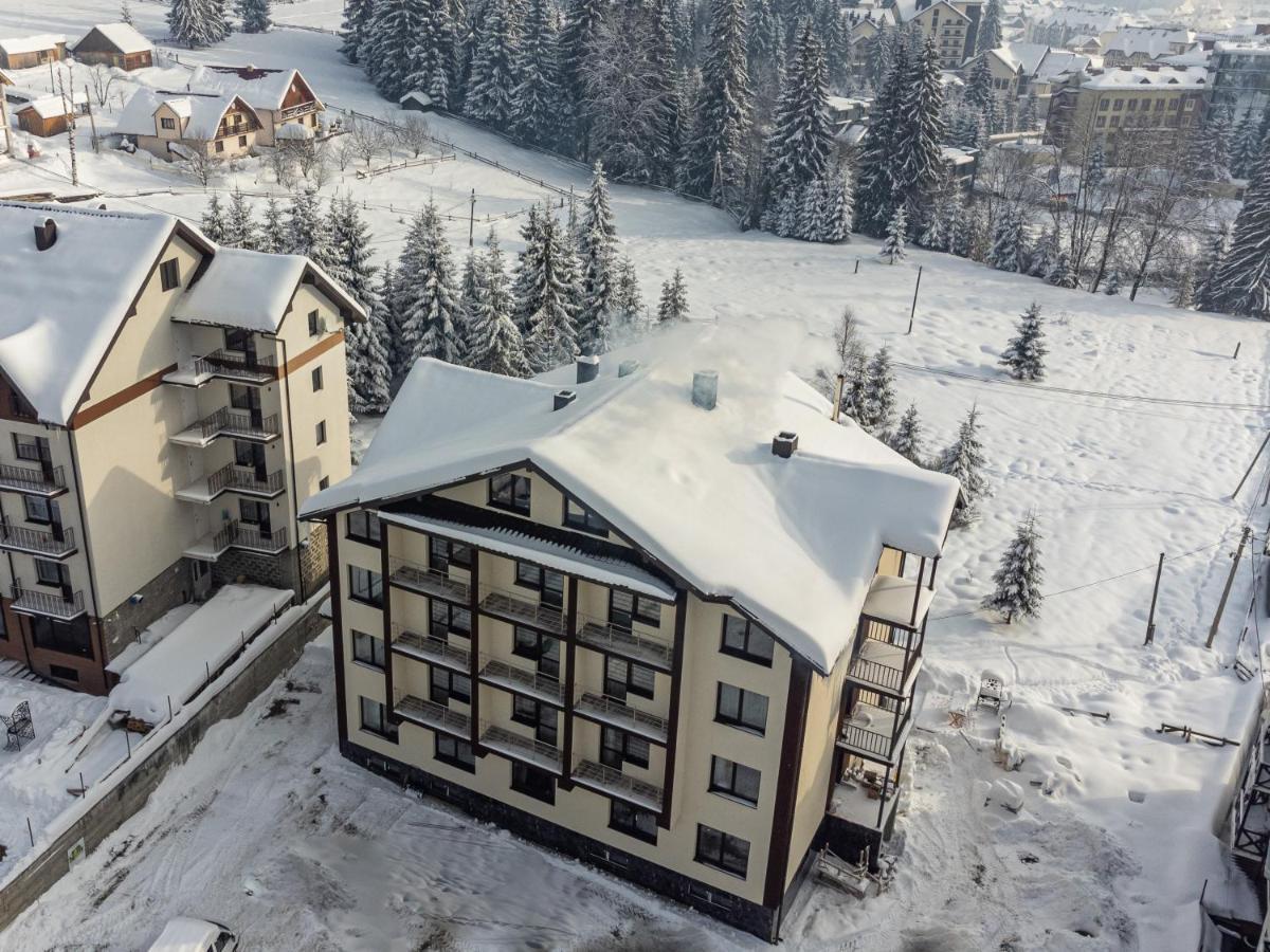Madison Hotel Bukovel Bagian luar foto
